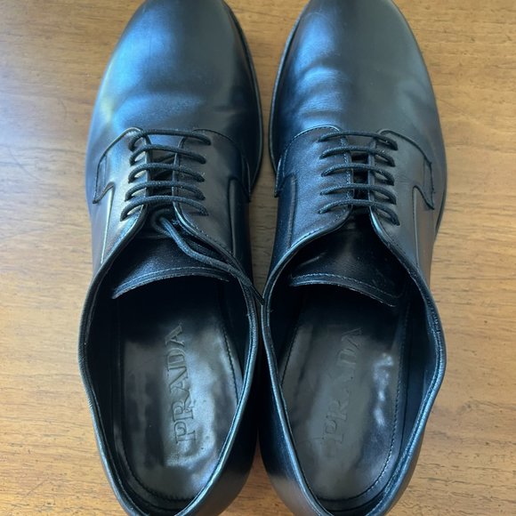 Prada Men\'s Black Leather Shoes. main image 11